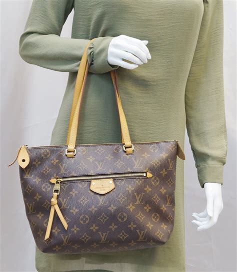 lv iena pm|LOUIS VUITTON Monogram Iena PM 1492191 .